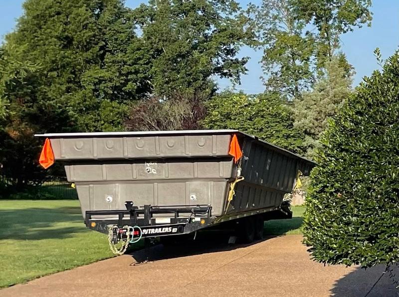 Llegada y preparación del lugar para piscina de fibra Fiber