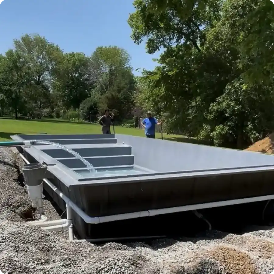Instalación hidráulica de la Piscina Granitada® Fiber