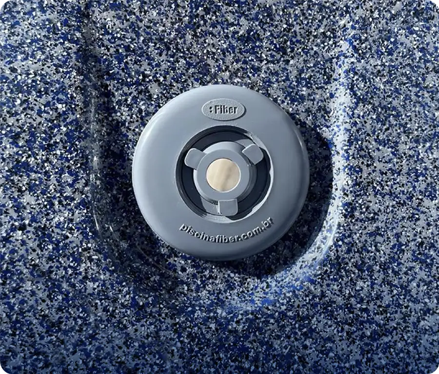 Componente Premium Color en piscina Granitada®