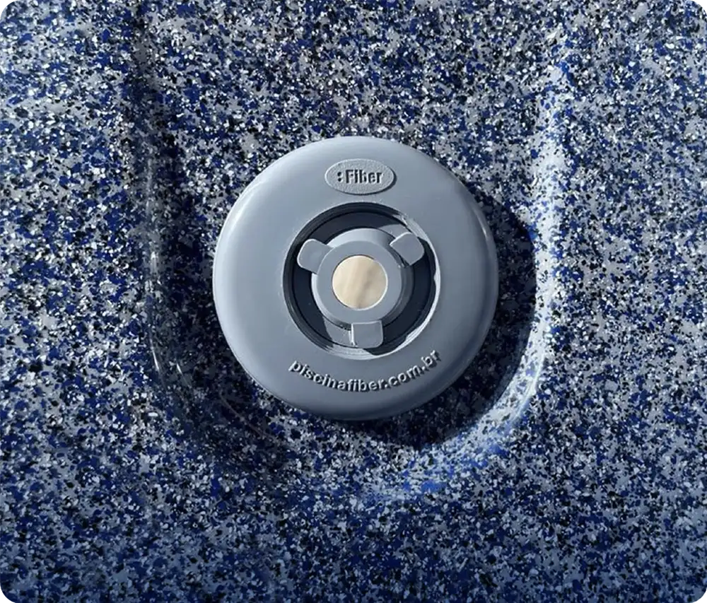 Componente Premium Color en piscina Granitada®